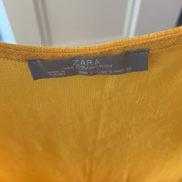 Zara deep V sleeveless top - Picture 3 of 3